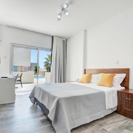Myhome Delux, Ayia Napa 3 Bedroom With Pool Dış mekan fotoğraf